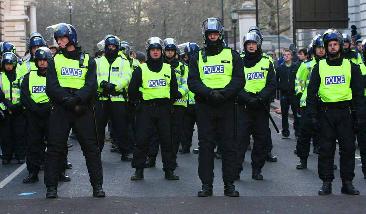 UK police arrests over 1,000 in connection with recent riots