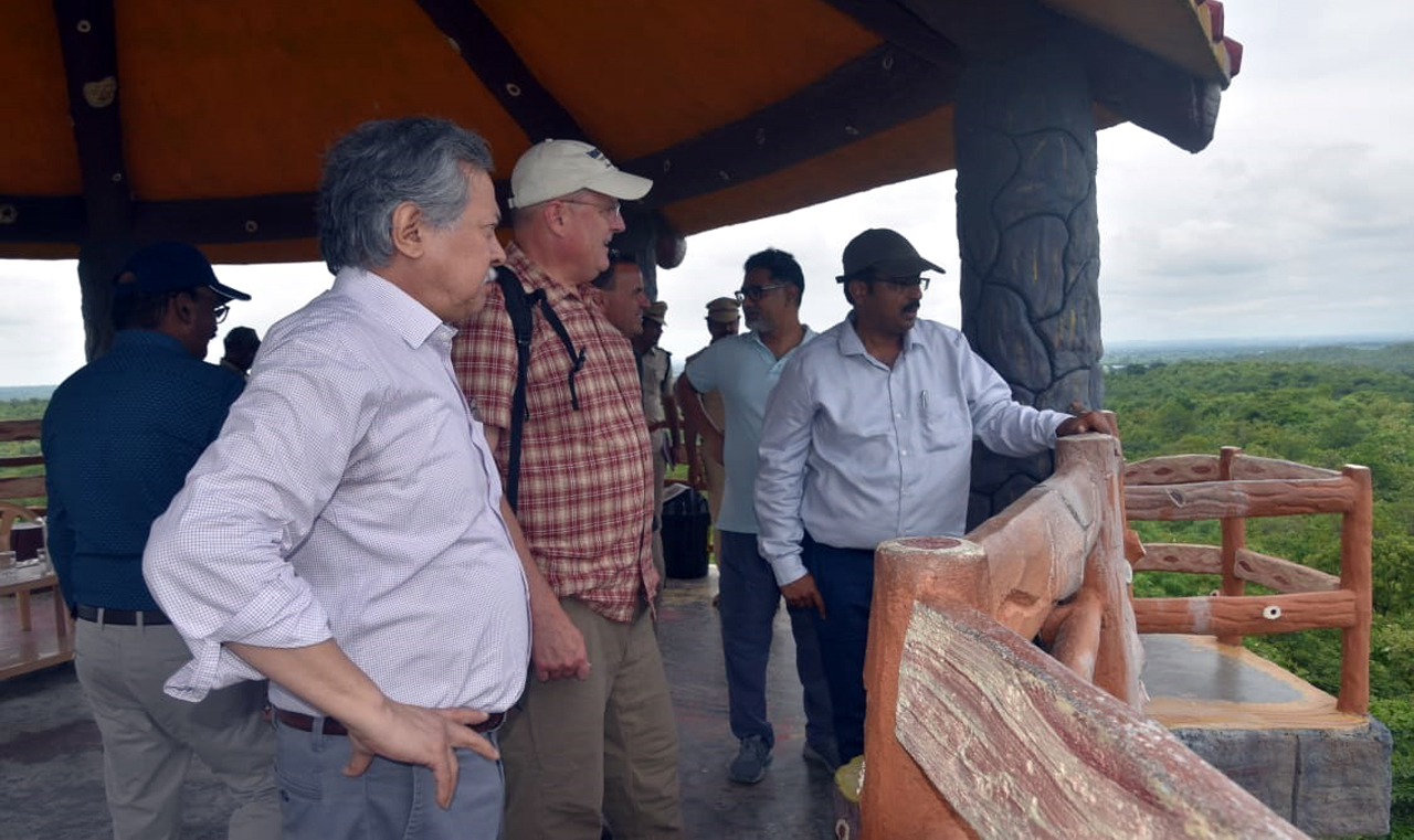 USAID team examines Forest Plus 2.0 progress in Medak