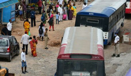 One of the worst affected commuting spot is the Uppal road stretch in the east of the city. With flyover construction going on, a good portion of the carriage way is reduced to a dirt patch with road users facing tough moments negotiating their way through