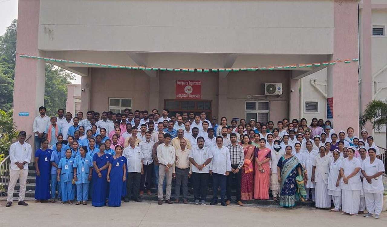 Vemulawada hospital doctors perform 17 operations in 24 hours