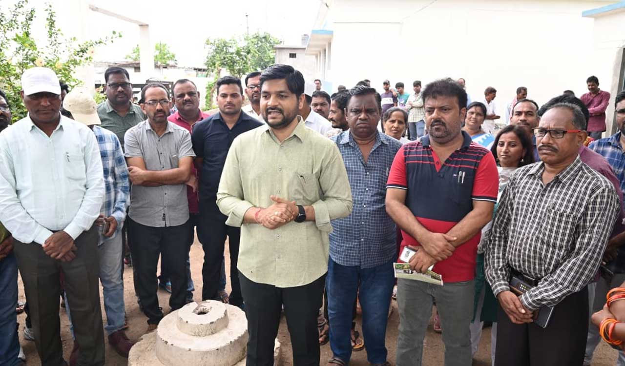 Telangana: Asifabad Collector asks people to become partners of cleanliness drive