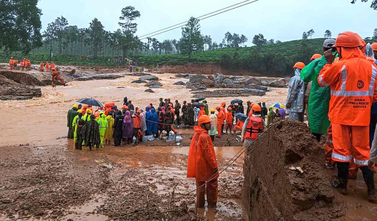 Wayanad disaster toll hits 413; Search for 152 missing ongoing