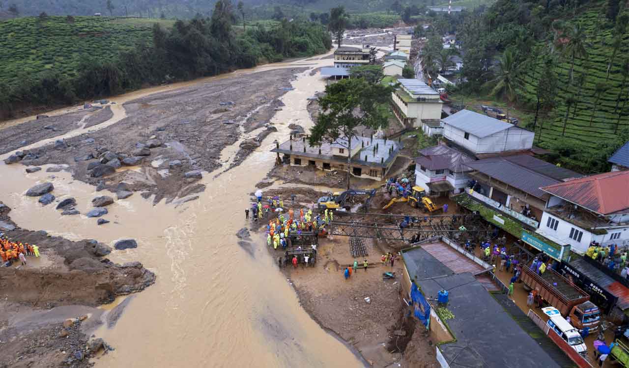 Kerala landslides: CM Vijayan announces Rs 6 lakh compensation for kin of deceased