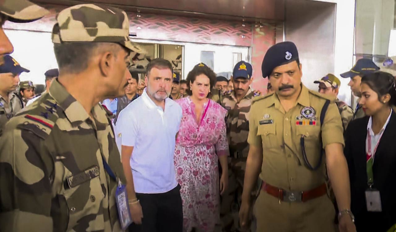 Wayanad landslides: Rahul, Priyanka reach Kerala