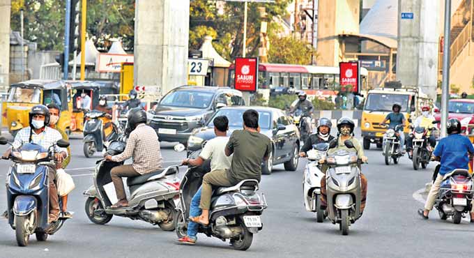 Hyderabad Traffic Police to act tough against wrong side driving
