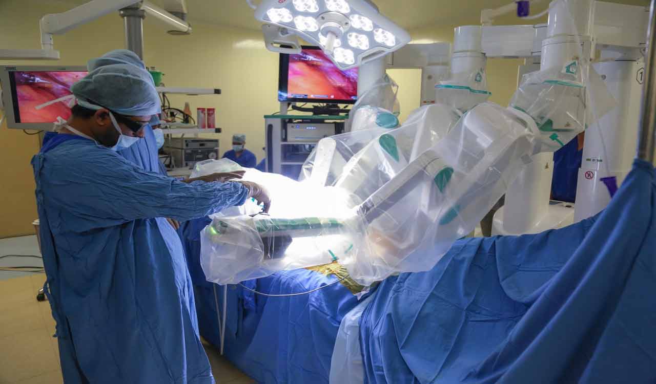 Hyderabad: Continental Hospitals announces completion of 100 robot-assisted surgeries