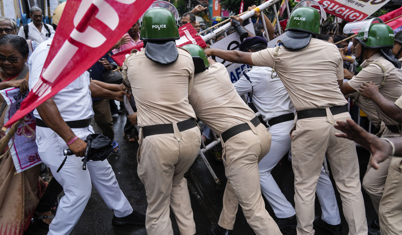 “What are you doing?” Calcutta HC raps cops over RG Kar Hospital vandalism