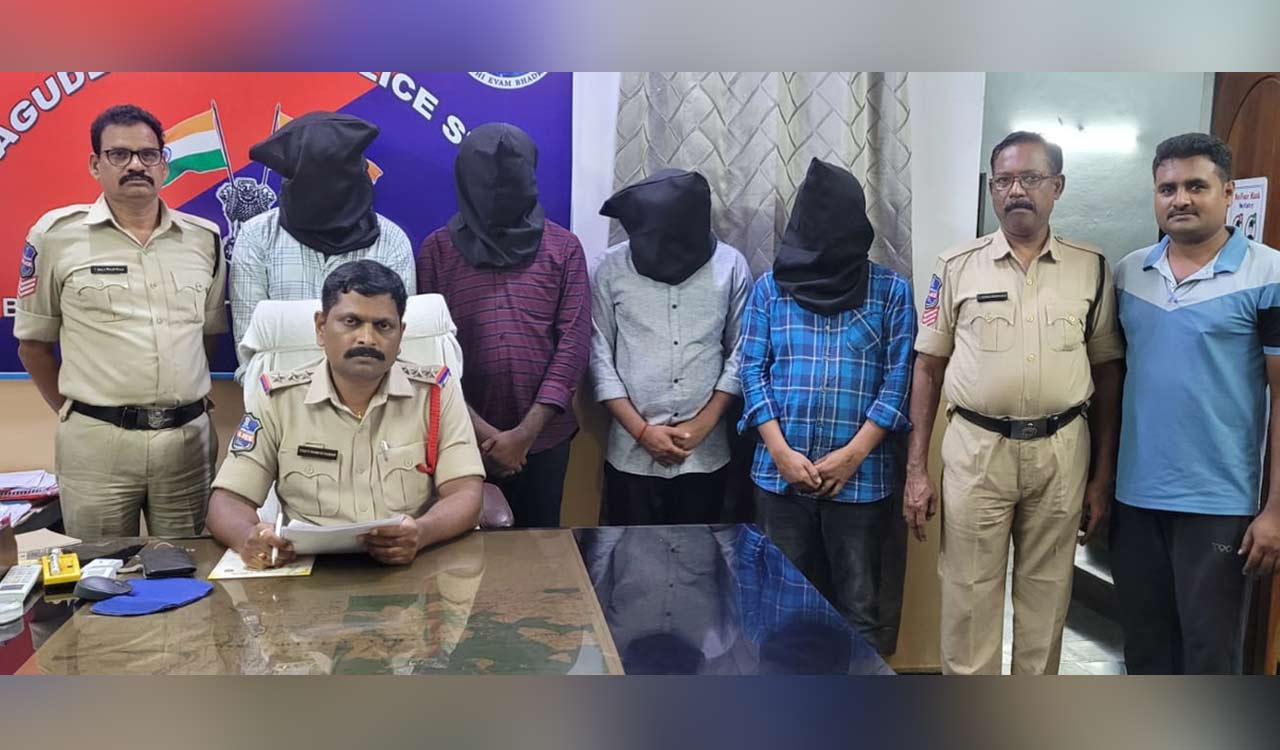 Kothagudem: Four arrested for posing as cops and assaulting students