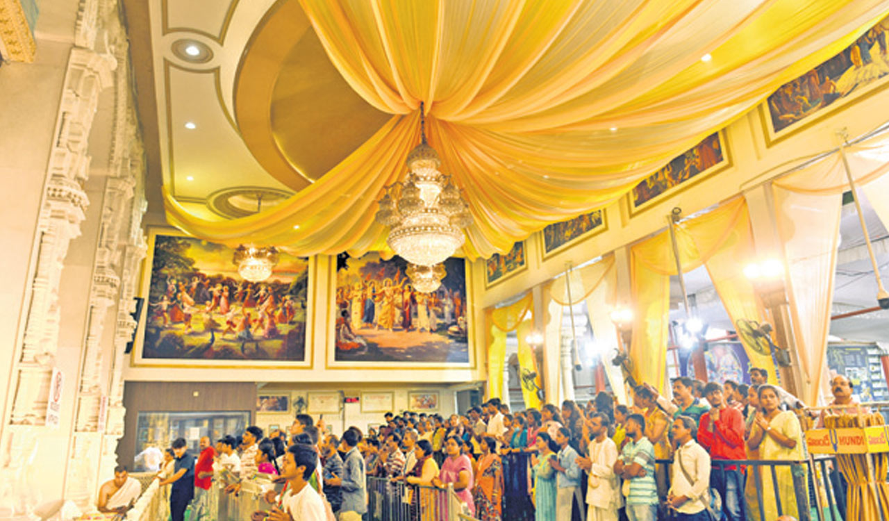 Hyderabad all decked up for Krishna Janmashtami fete