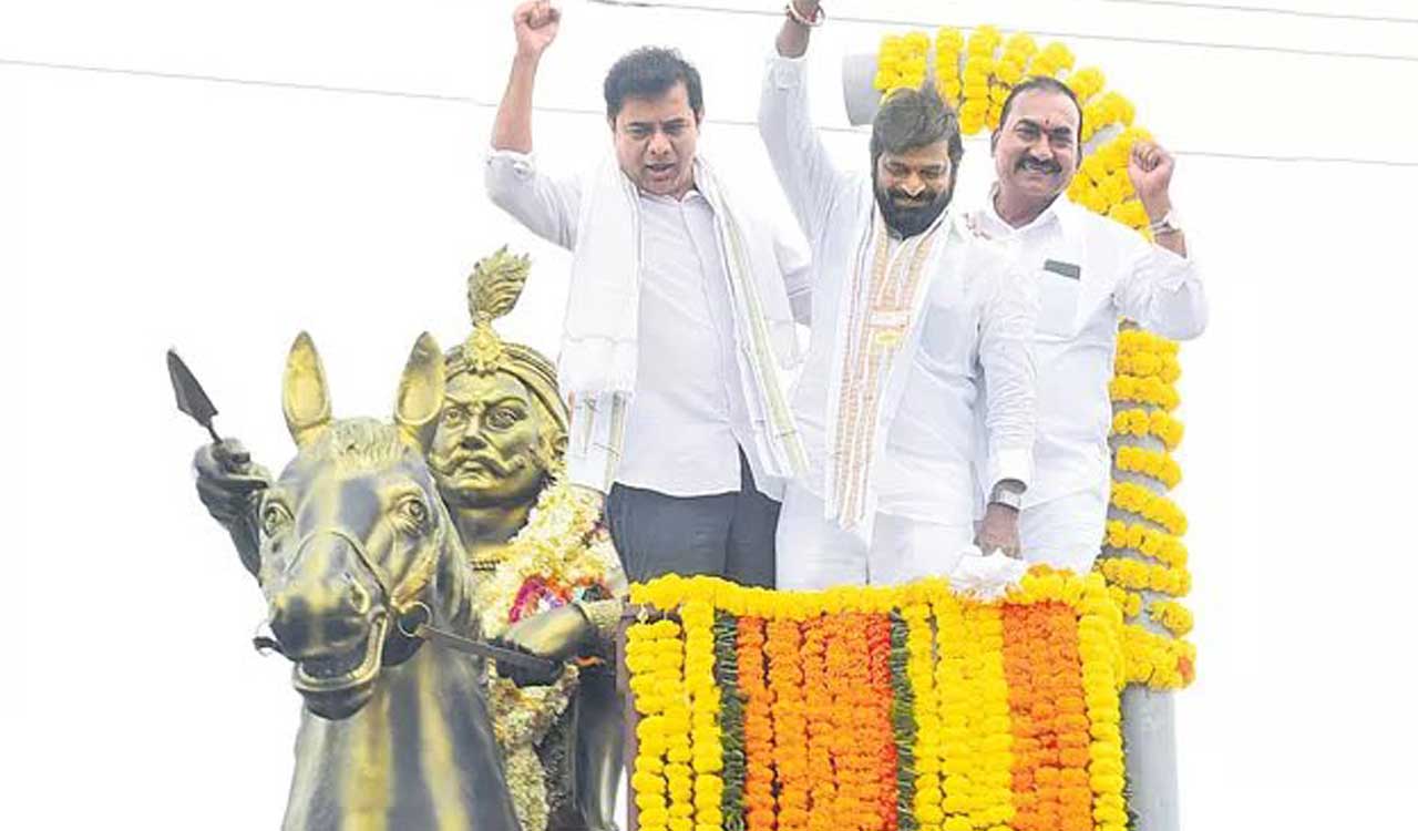 KTR wants govt to install Papanna statue in Tank Bund