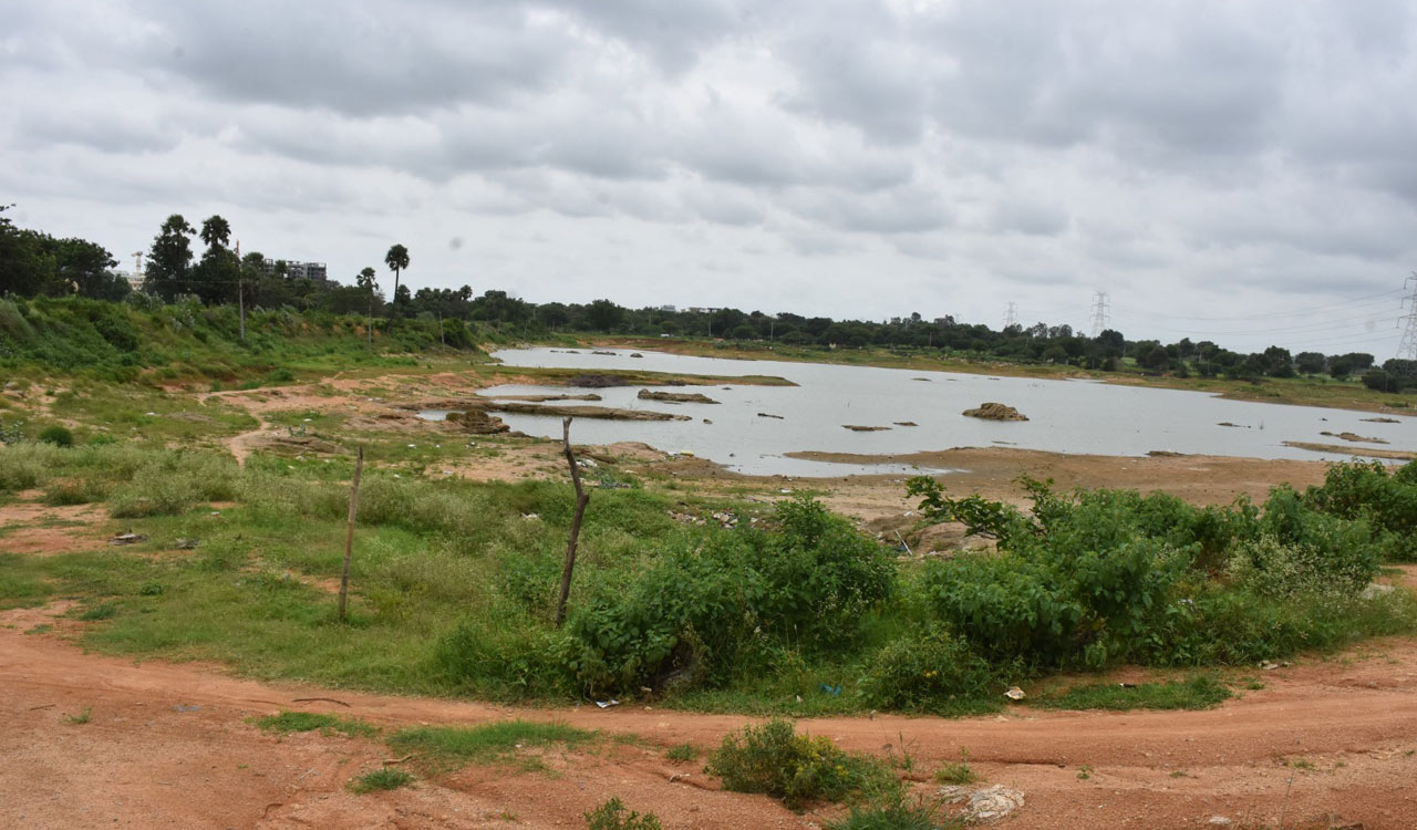 Another high profile lake encroachment by Congress leader