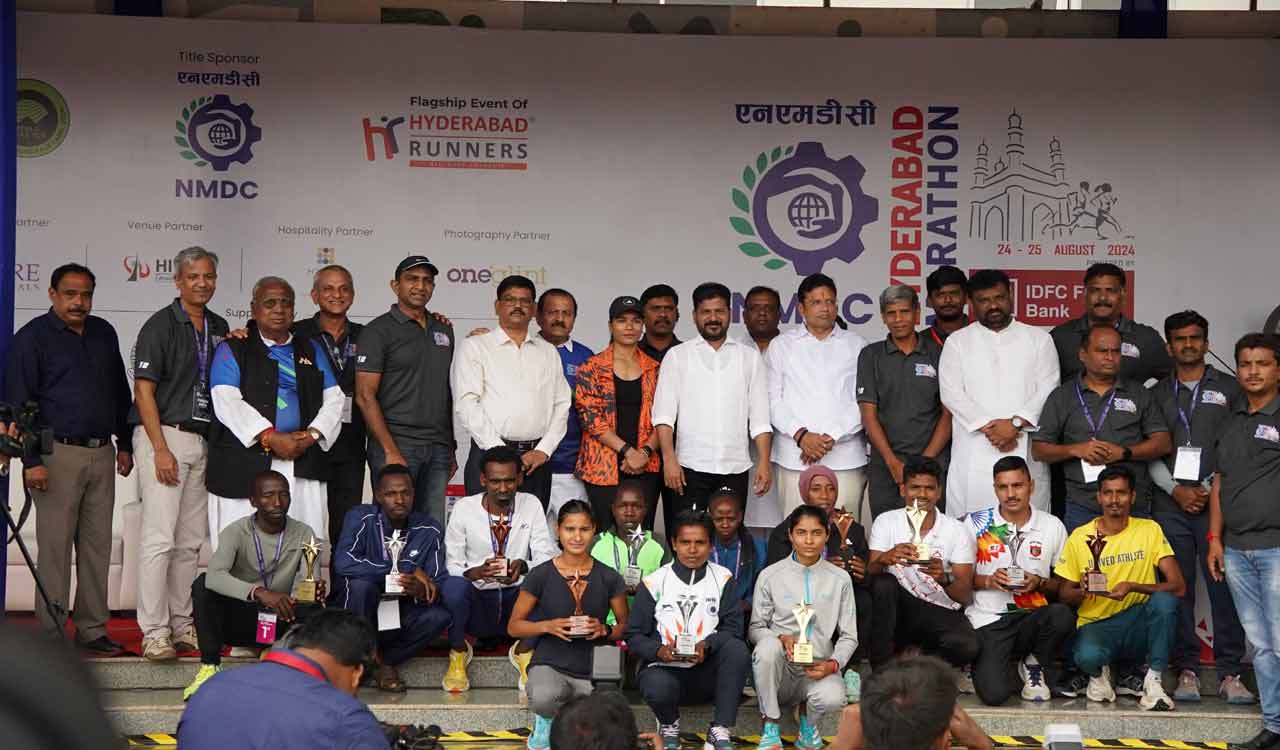 Massive turnout at NMDC Hyderabad Marathon