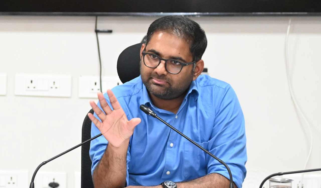 Peddapalli Collector warns of action against food poisoning incidents in residential schools