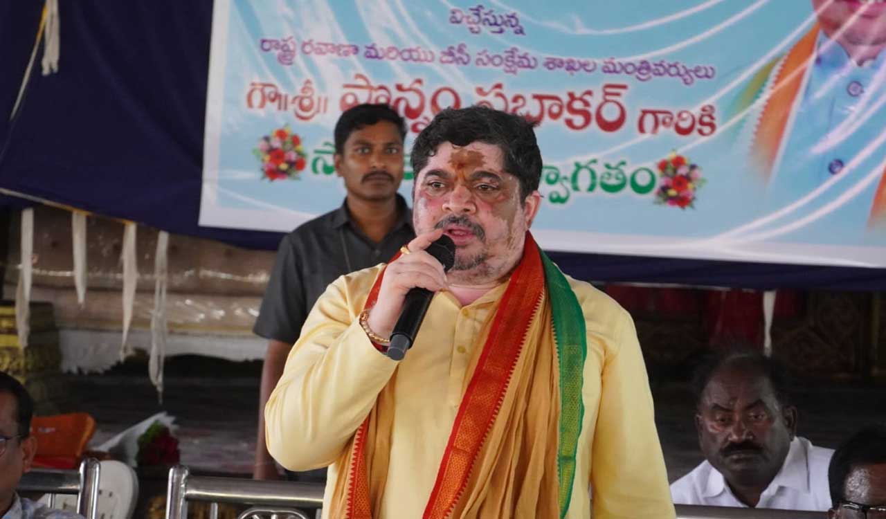 Husnabad: Yellamma Cheruvu, temple will be developed, says Minister Ponnam Prabhakar