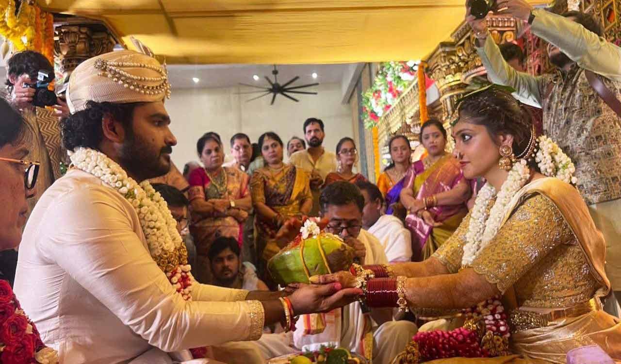 Actor Kiran Abbavaram marries longtime girlfriend Rahasya Gorak