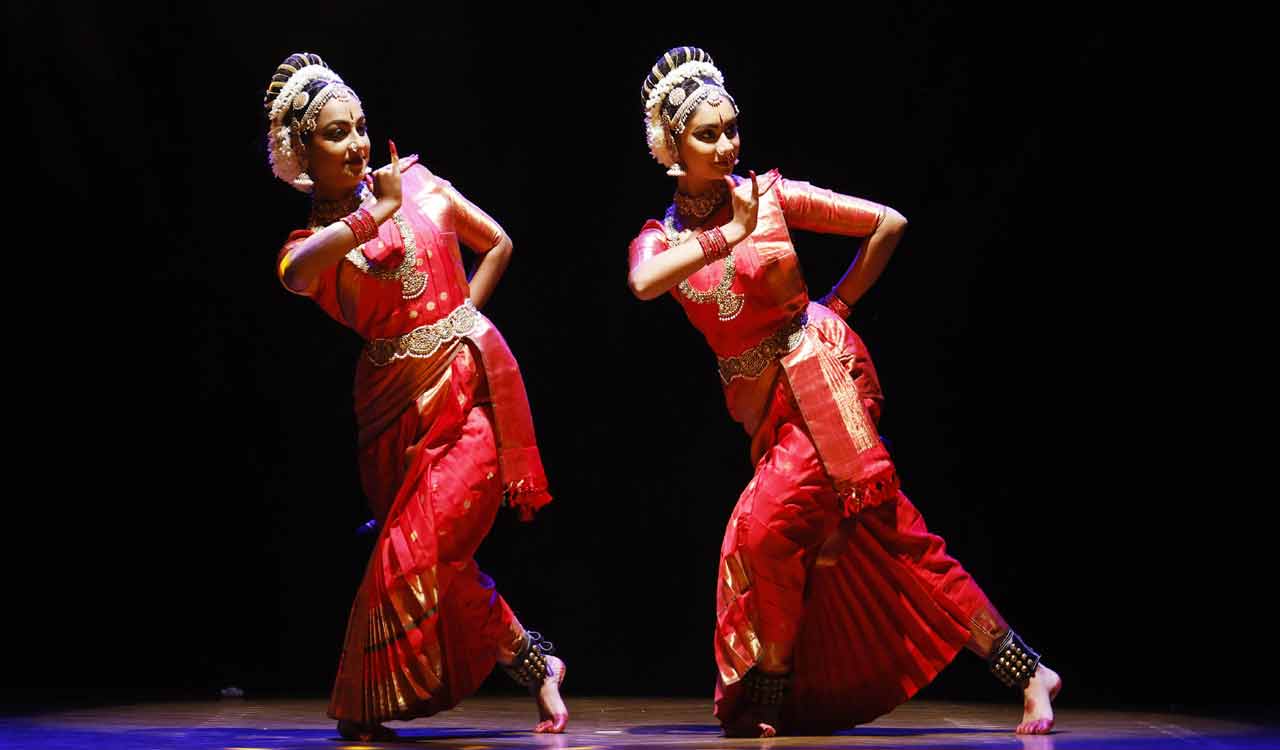 Hyderabad: Kamtam sisters shine at Ravindra Bharati Rangapravesha