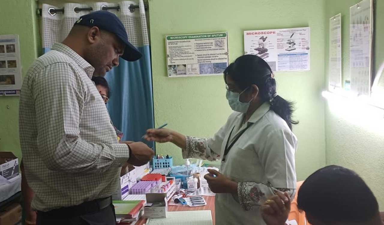 Dengue, Viral fevers on the rise in Khammam; govt hospitals overcrowded