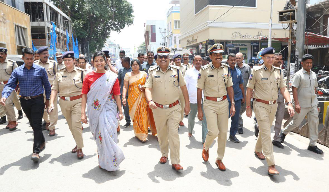 Arrangements in place for Ganesh immersion, says GHMC Commissioner Amrapali Kata