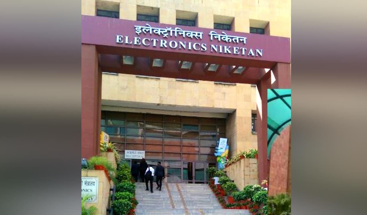 Government blocks websites exposing details of Aadhaar, PAN card