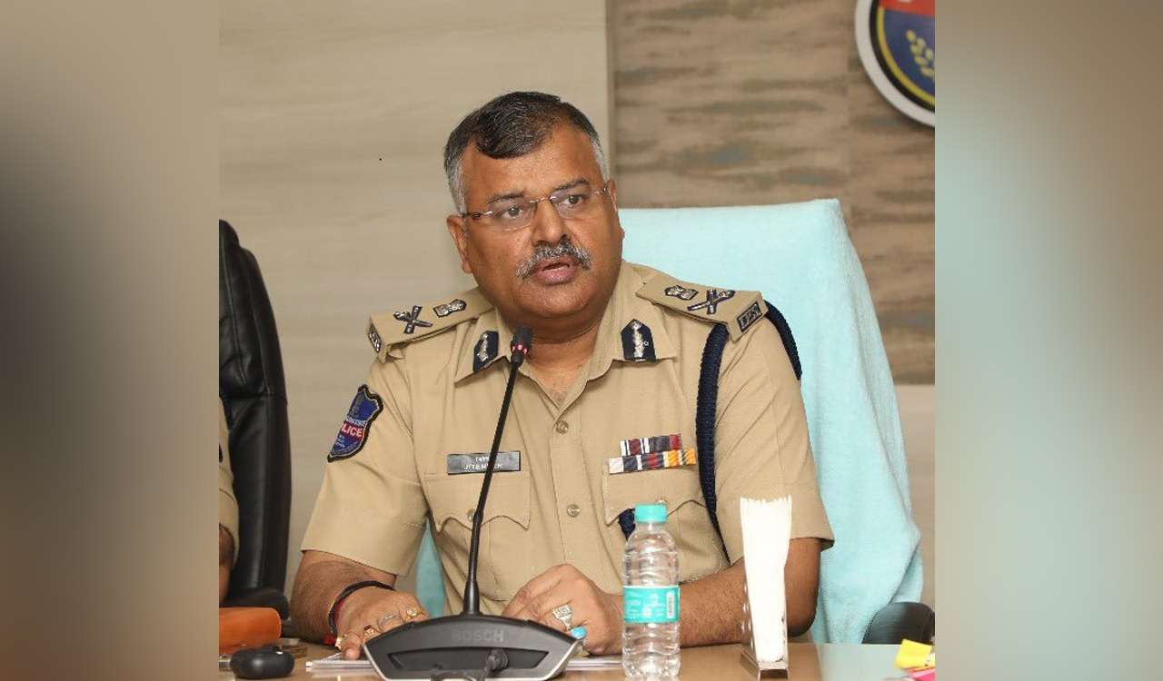 DGP lauds police for rescuing Chenchu tribe members in Dindi Mandal