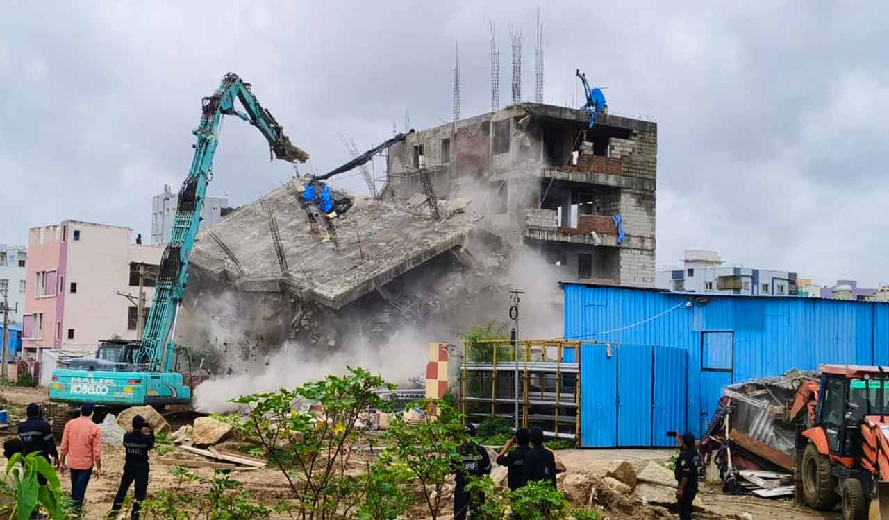 HYDRAA resumes demolition exercise, razes unauthorised structures on Hyd outskirts
