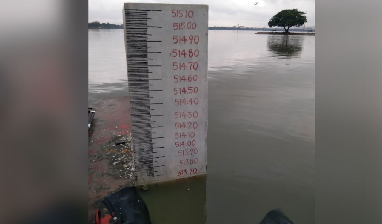 Overnight rains push water level in Hussain Sagar above FTL