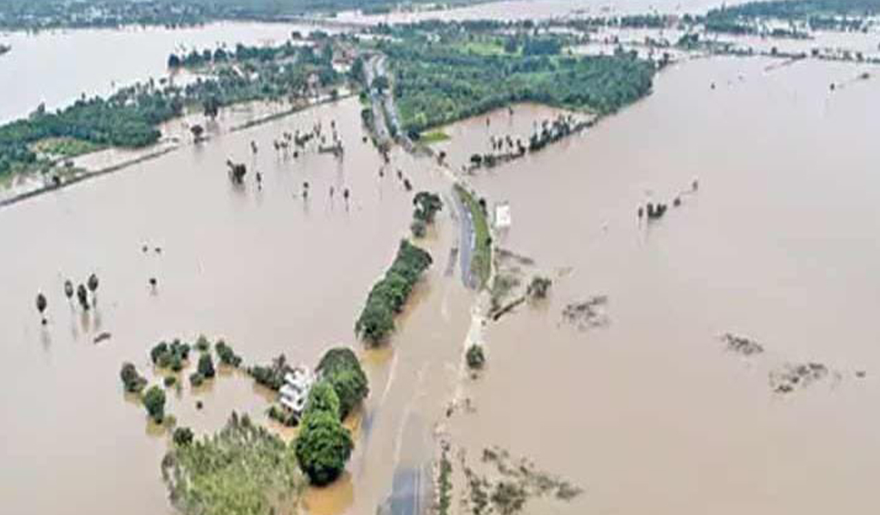 Telangana Rains: Thousands of vehicles stranded on Hyderabad-Vijayawada Highway