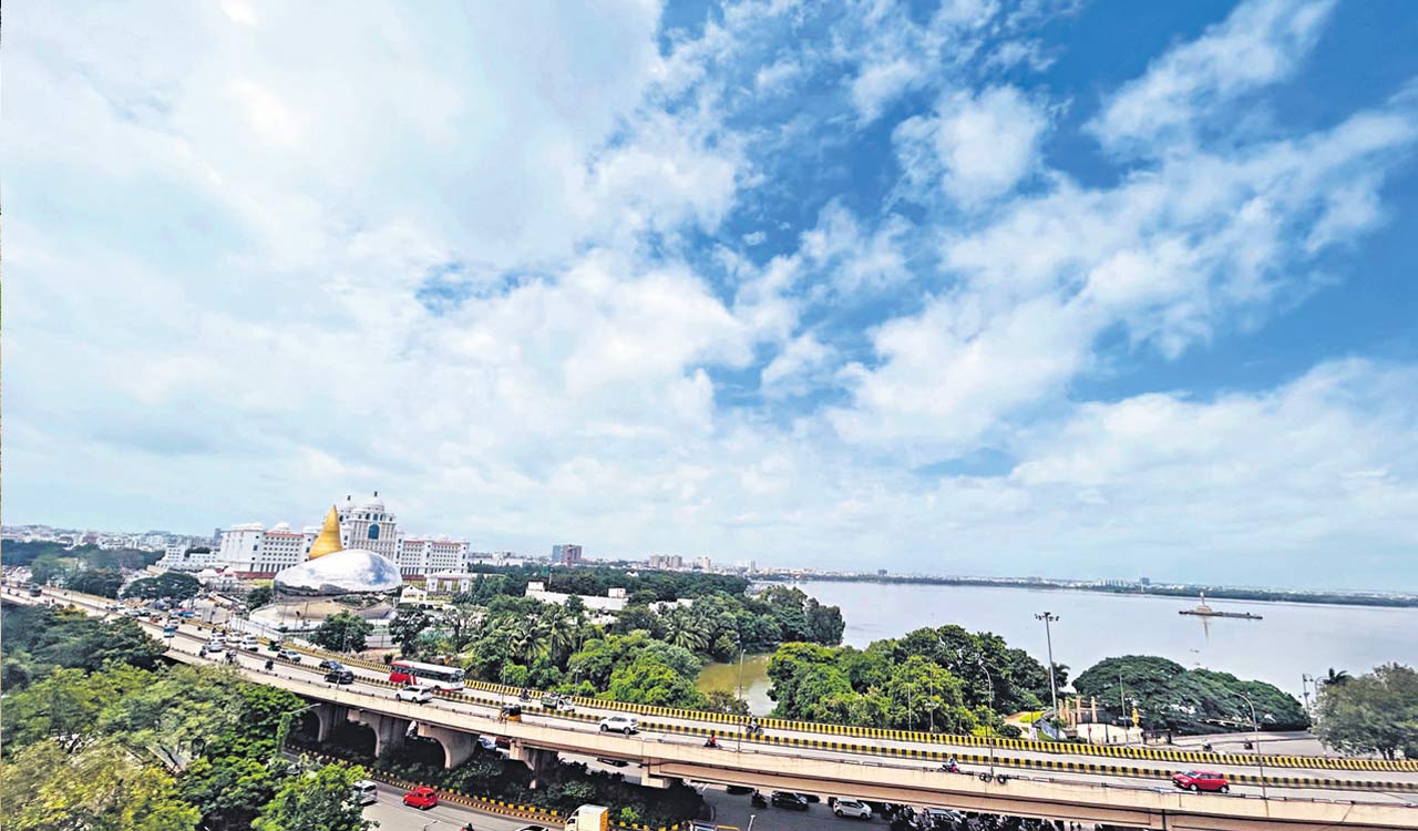 After incessant rains for three days Hyderabad returns to normalcy