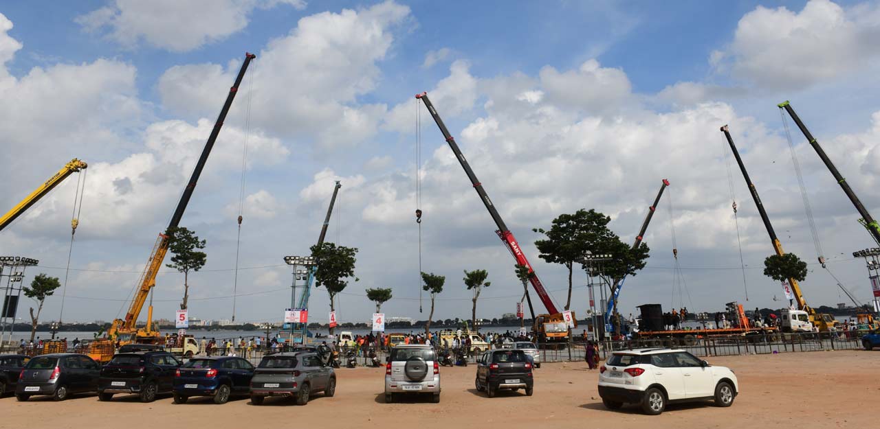 Ganesh immersion preparations in full swing in Hyderabad