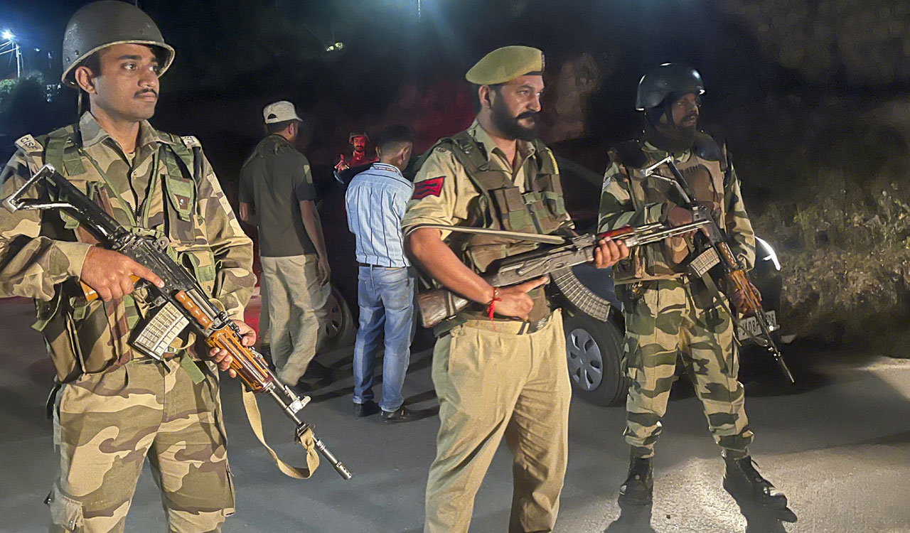 Cop killed, 2 officers injured as encounter breaks out in J&K ahead of phase-3 polls