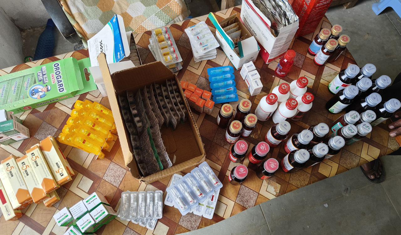Telangana: DCA raids two clinics operated by quacks, seizes illegal stocks of drugs