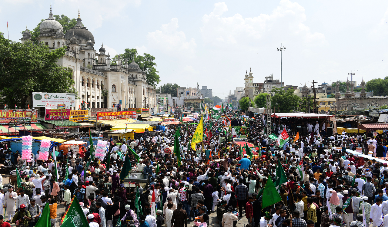 Joyous celebrations mark Milad-un-Nabi with processions across Hyderabad