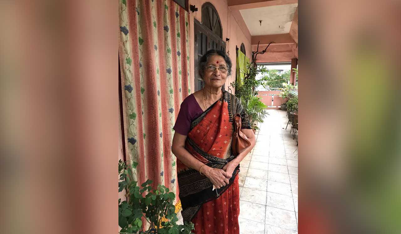 KCR condoles death of poet, writer Dr. Vijaya Bharti