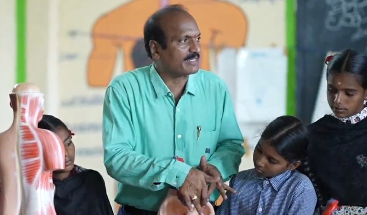 Three teachers from Telangana receive National Teachers’ Award