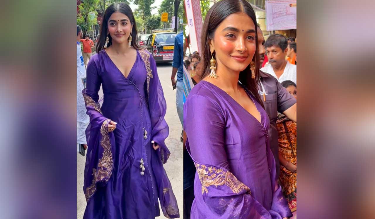 Pooja Hegde visits GSB Seva Mandal Ganpati in Mumbai