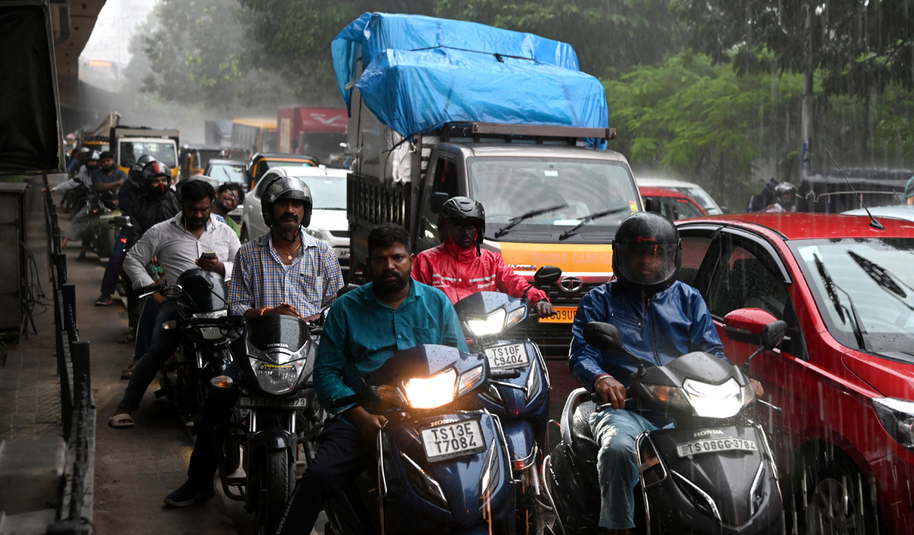 Intense evening showers drench Hyderabad after sunny day on Friday