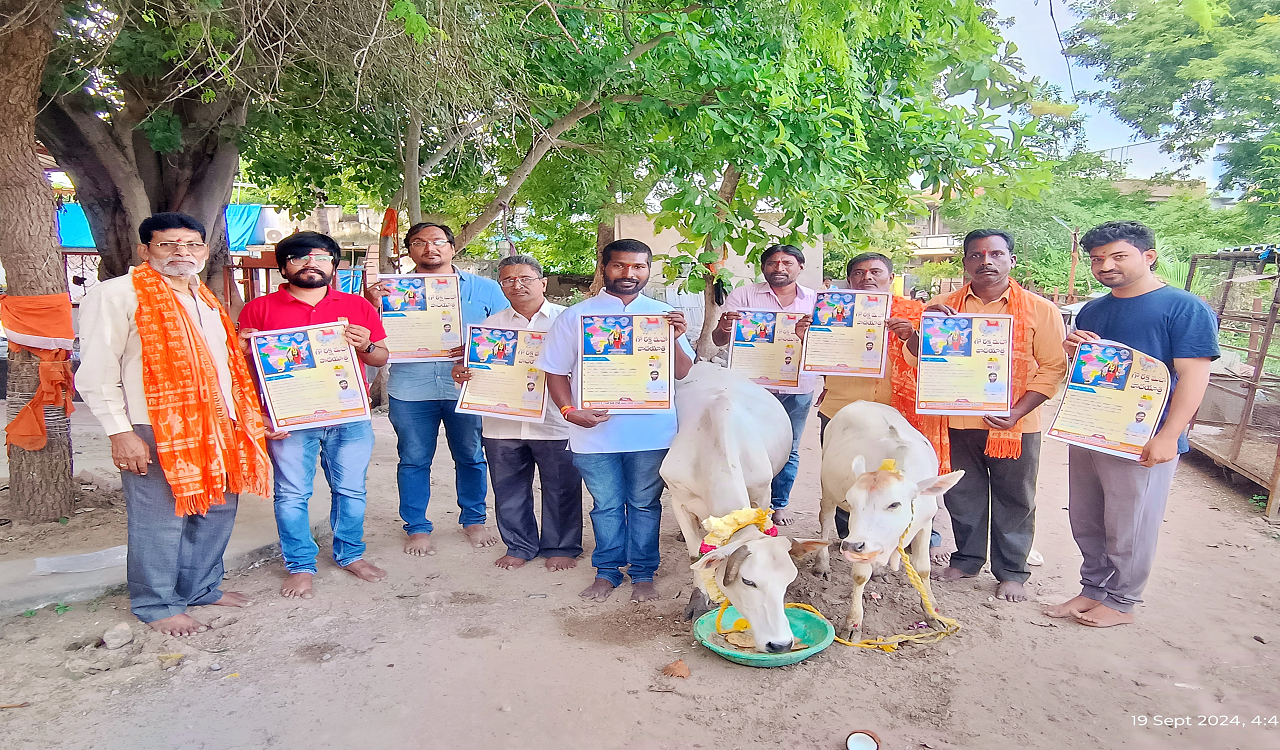 Mancherial man wants cow as national animal, embarks on padayatra