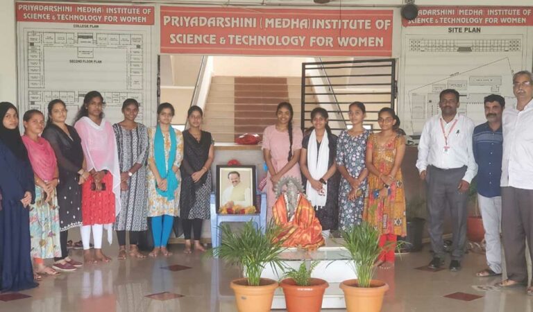 Khammam: Priyadarshini Institute of Science and Technology for women pay tribute to late singer SP Balasubrahmanyam