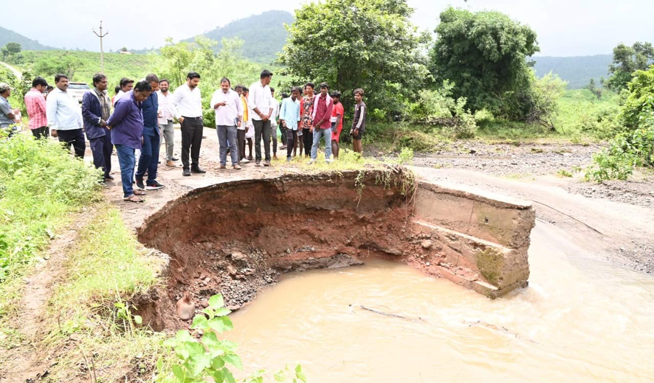 Heavy rains: Connectivity of remote villages affected in Adilabad