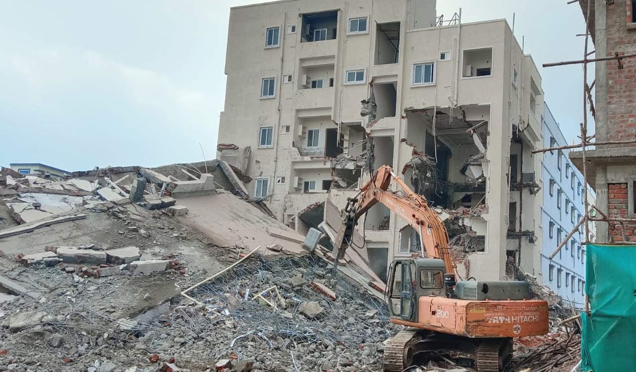 Demolitions: Telangana HC grants relief to Durgam Cheruvu vicinity residents