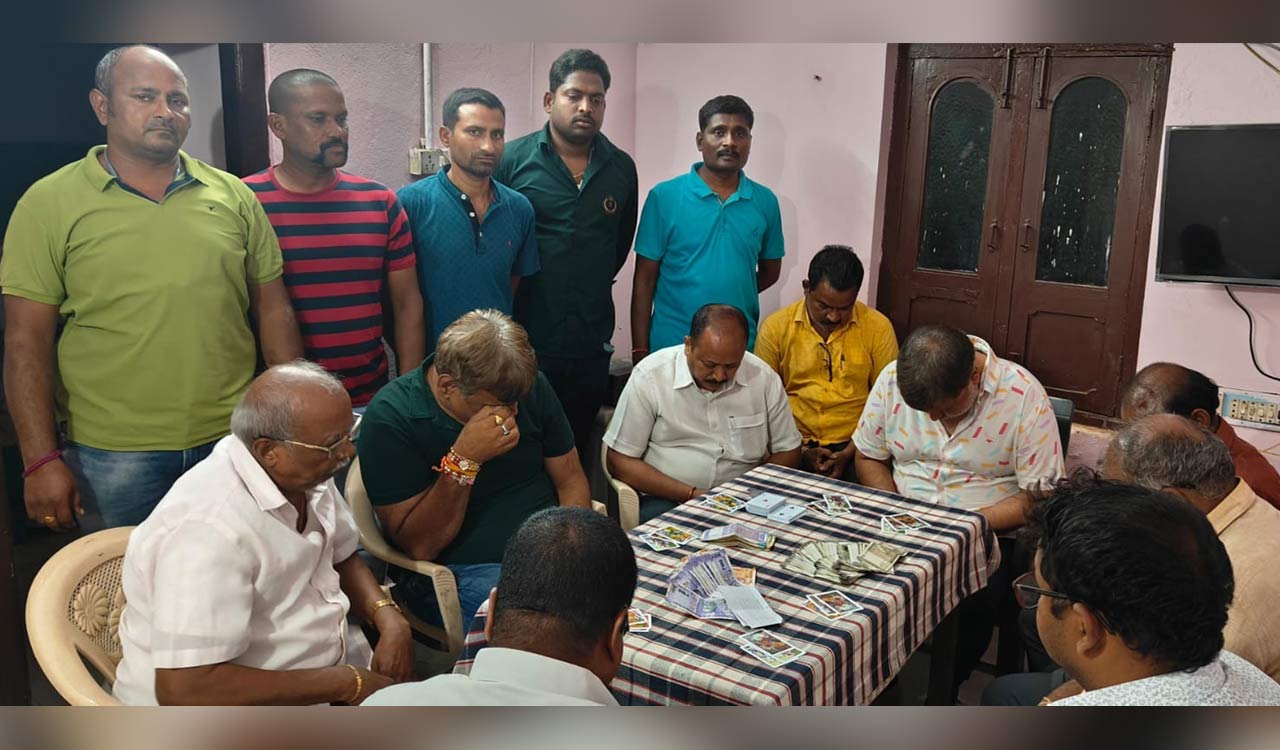 10 held for gambling; Rs 52k seized in Mancherial