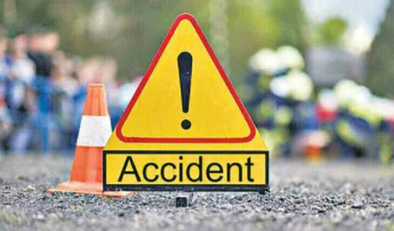 Woman run over by LPG cylinders carrying truck at Nacharam