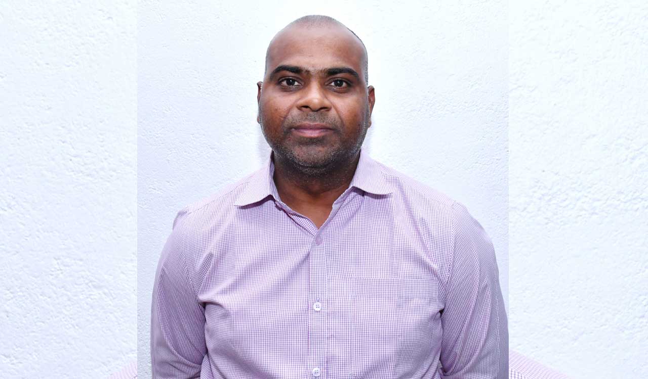 Man claiming to be close aide of HYDRAA Commissioner demands Rs. 20 lakh from builders, arrested