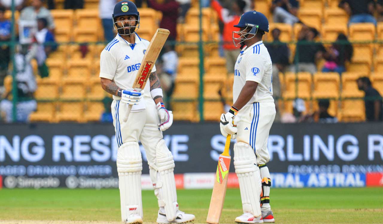 1st Test: Kohli, Sarfaraz Khan hit fifties as India ends day 3 at 231/3