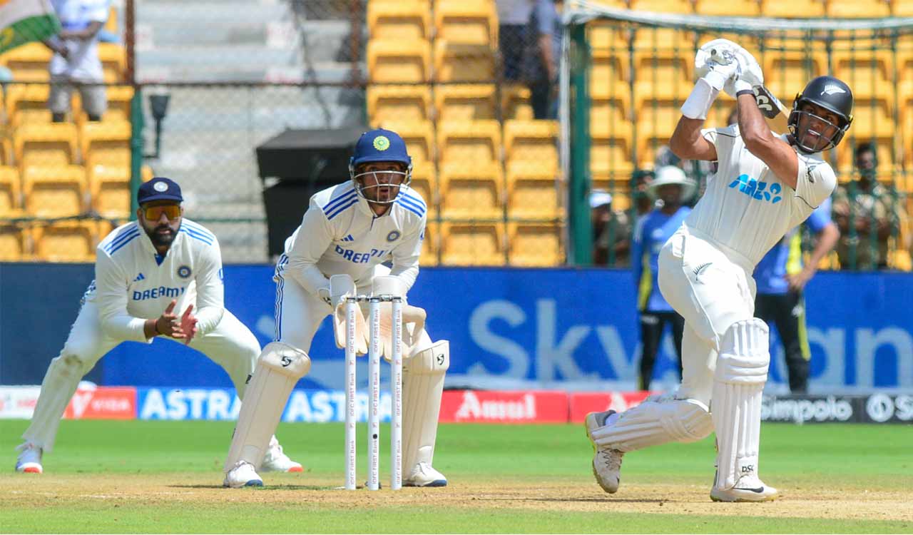 1st Test: Rachin Ravindra’s 134 boosts NZ to 356-run lead over India