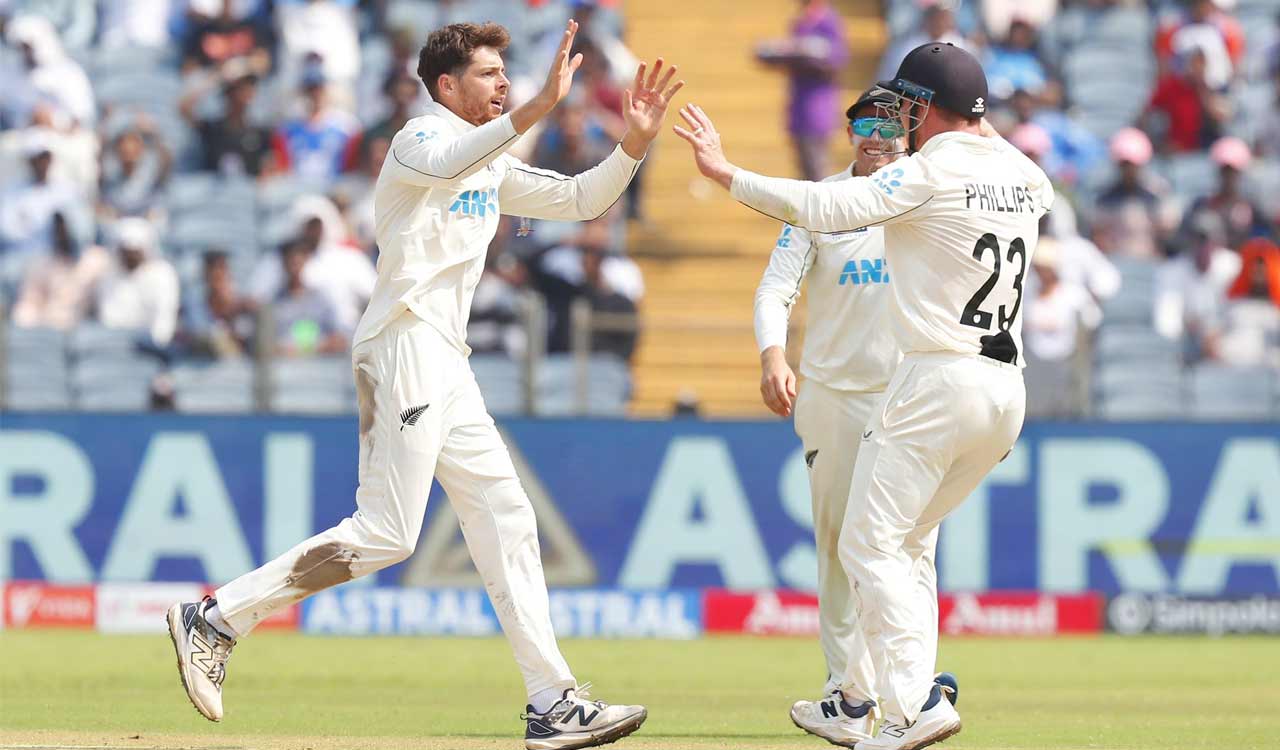 2nd Test: Santner shines as NZ bowls out India for 156, secures 103-run lead