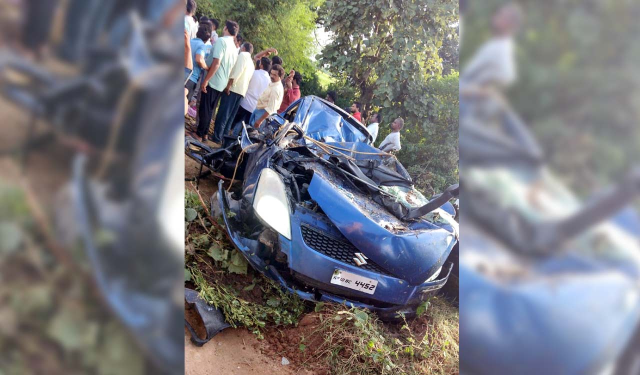 Seven killed as car plunges into canal in Medak
