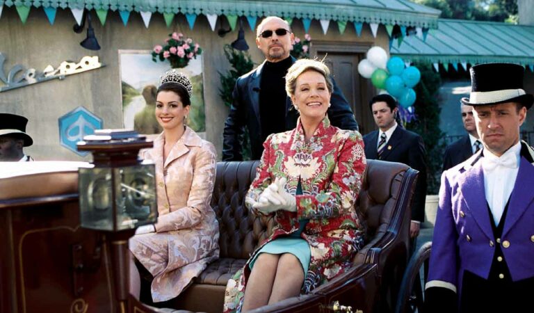 Anne Hathaway confirms return for ‘Princess Diaries 3’