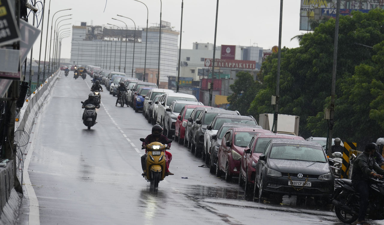 Chennai goes under sheet of water as overnight rain lashes Tamil Nadu