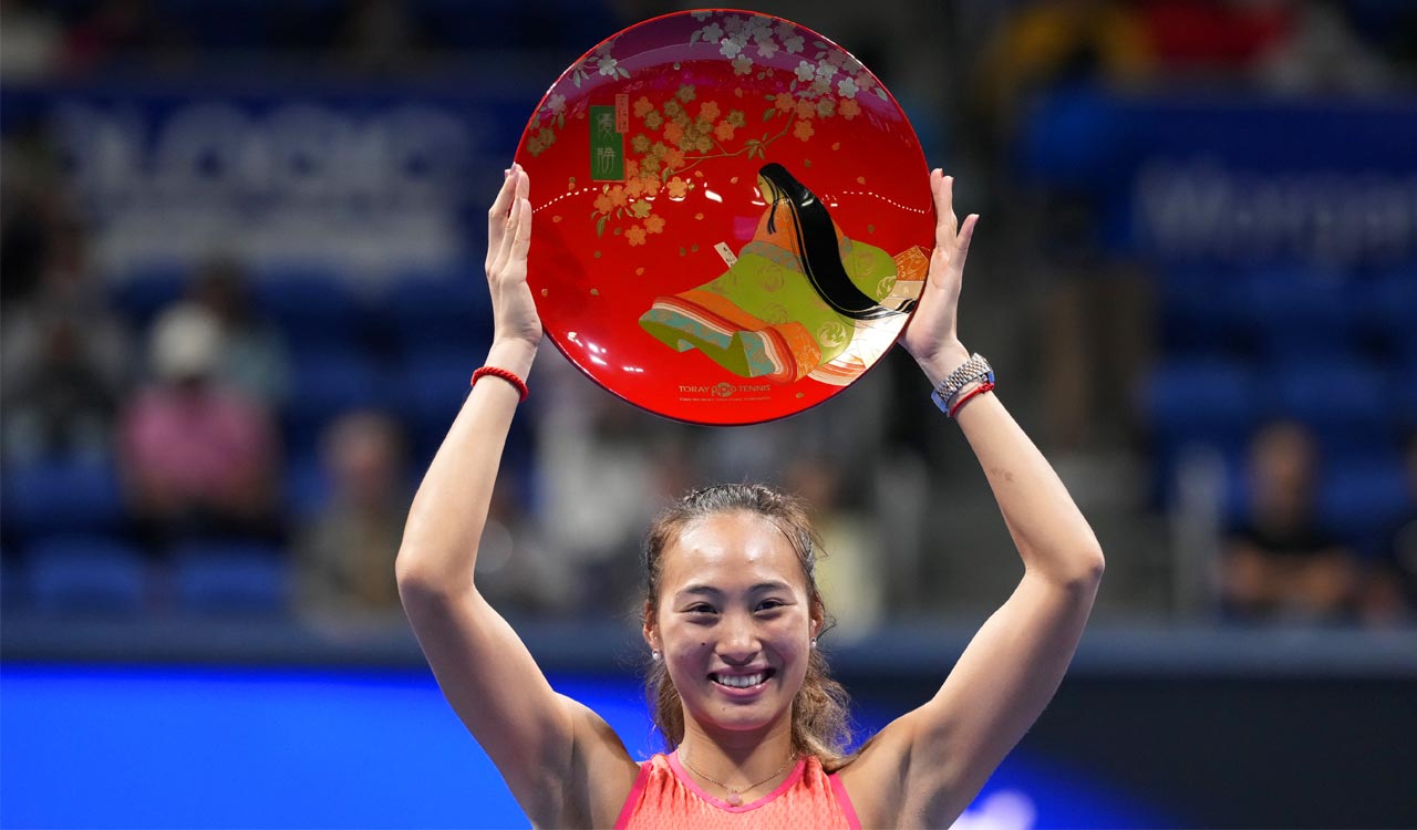 Zheng Qinwen defeats Sofia Kenin to claim Pan Pacific Open title